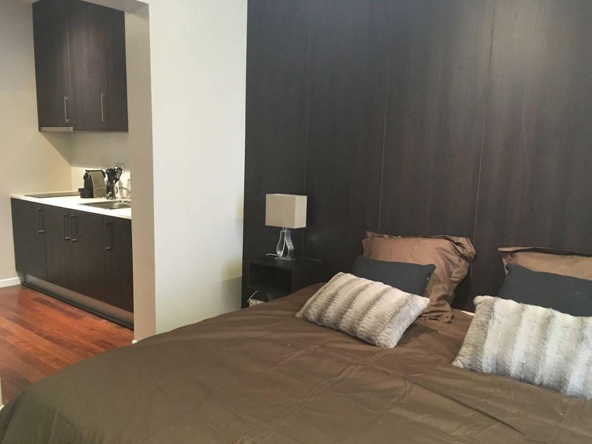 Studio Tour Eiffel Et Champs-Elysees Apartment Париж Екстериор снимка